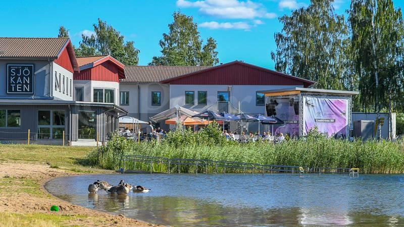 Hasse Pa Sjoekanten Hotell & Restaurang Jönköping Exterior foto